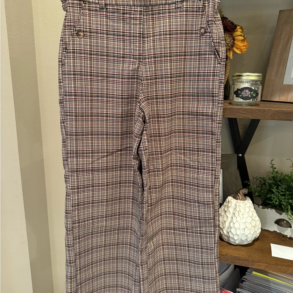 Women's Plaid Cropped Pants - Black and Brown